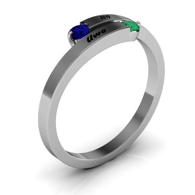 Picture of "Soleil" Tipped Bypass Ring | Custom Graduation Ring