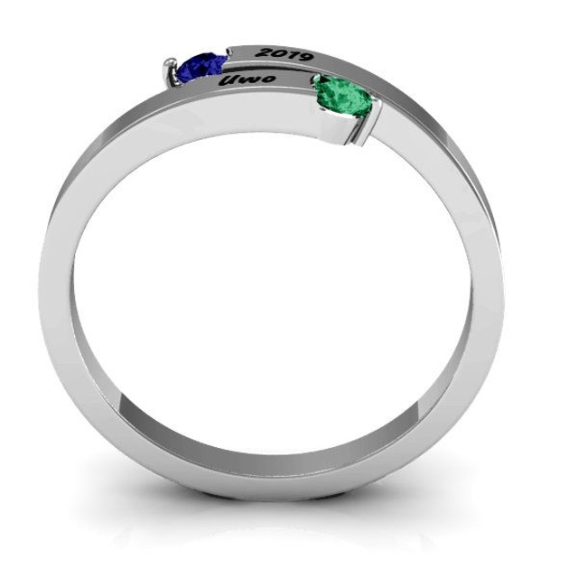 Picture of "Soleil" Tipped Bypass Ring | Custom Graduation Ring