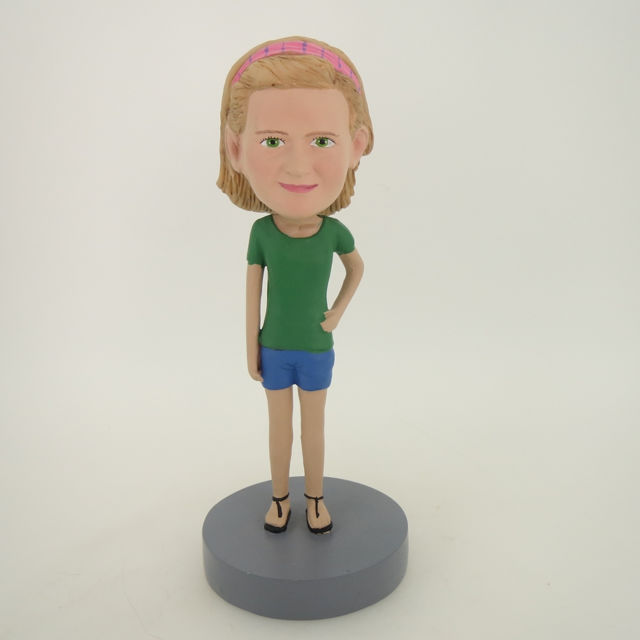 Picture of Custom Bobblehead Doll: Green Sleeves Girl