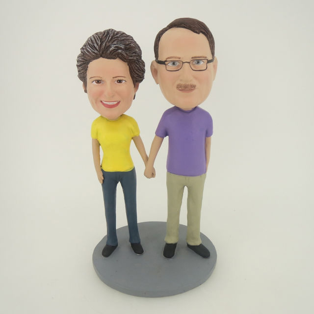 Picture of Custom Bobblehead Doll: Holding Hands Man And Woman